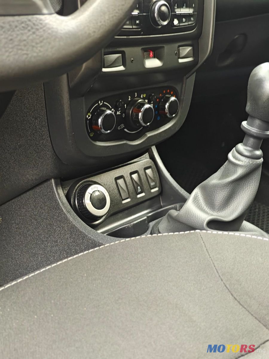 2014' Dacia Duster photo #5