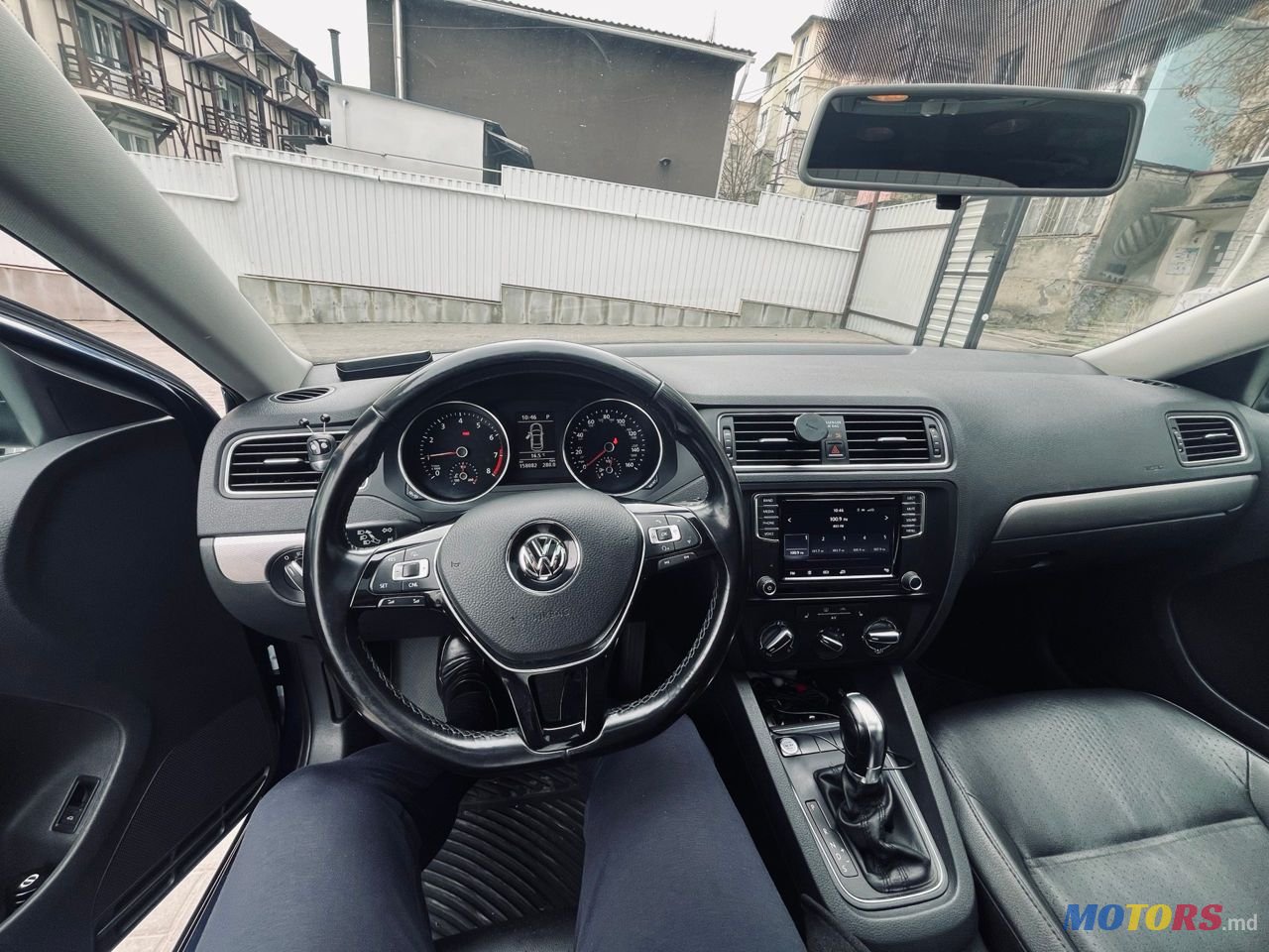 2016' Volkswagen Jetta photo #2