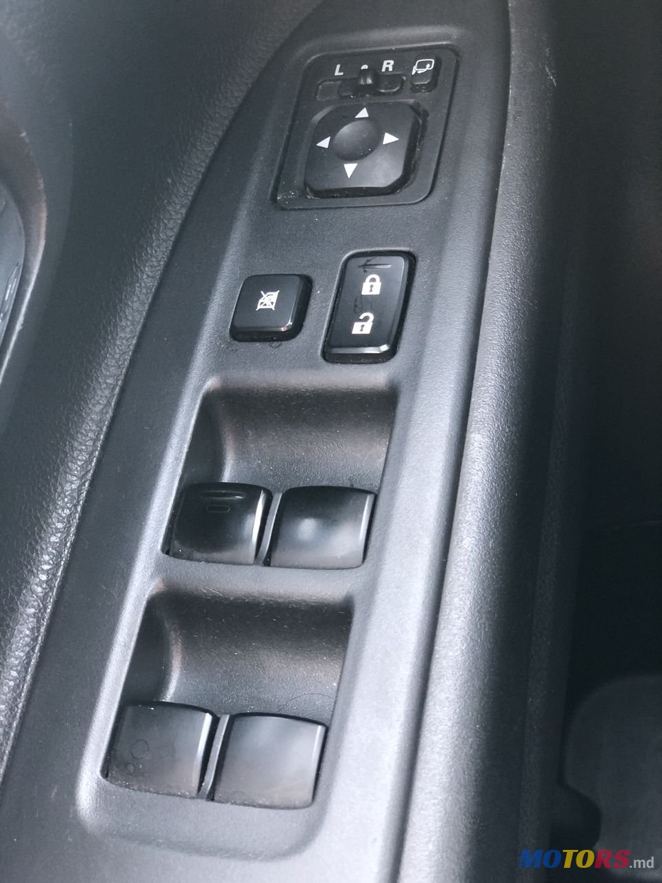 2014' Mitsubishi Outlander photo #7