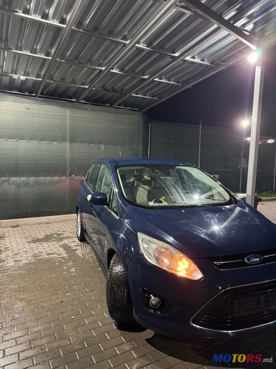 2013' Ford C-MAX photo #1