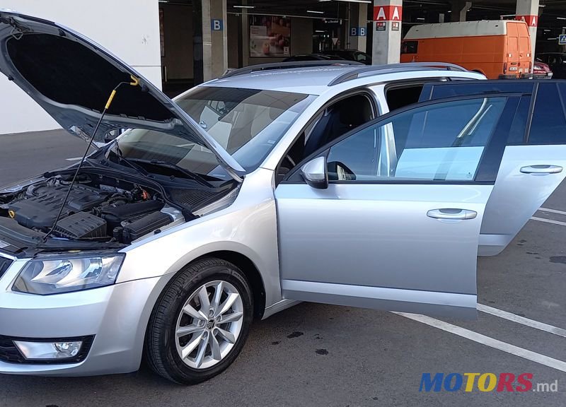 2013' Skoda Octavia photo #3