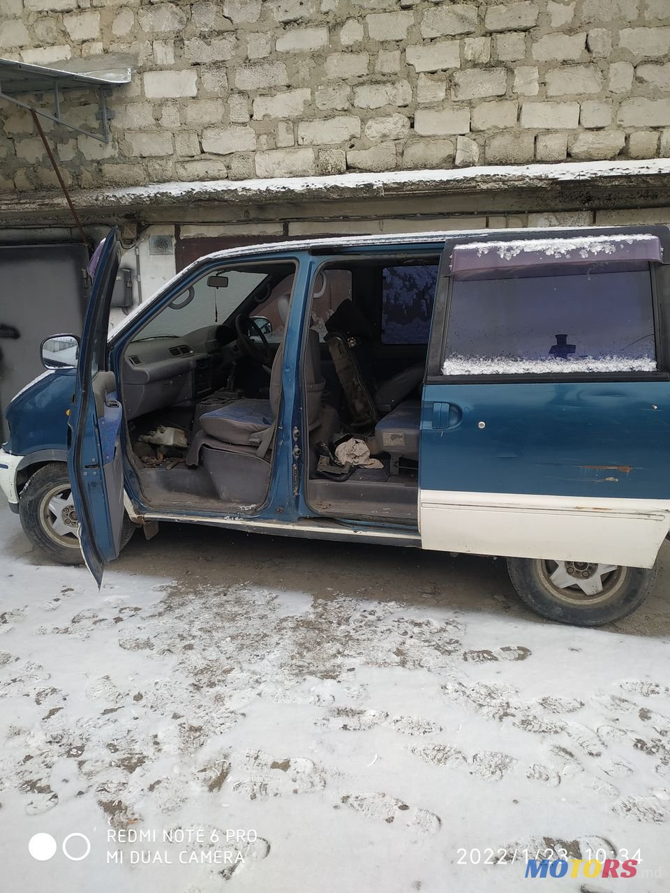 1996' Nissan Serena photo #2