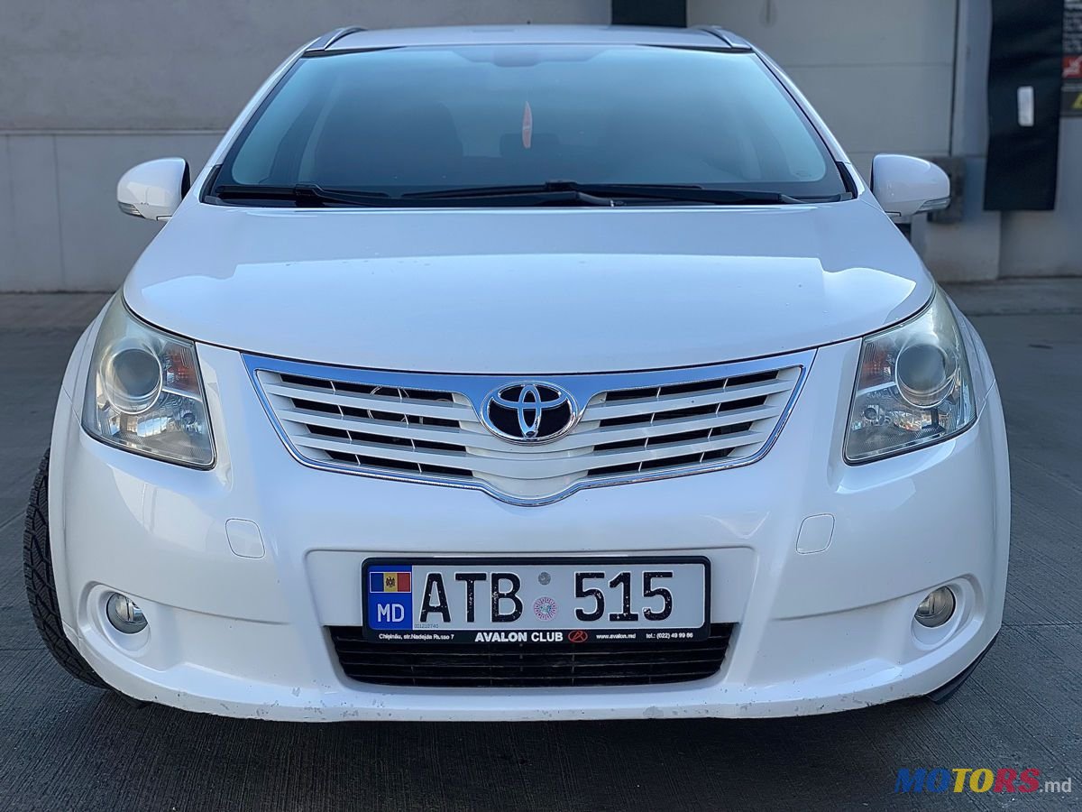 2010' Toyota Avensis photo #2