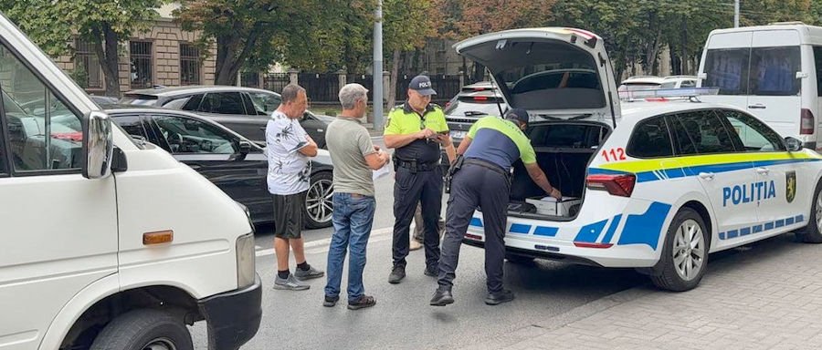 Несколько водителей были оштрафованы за участие в протесте перевозчиков