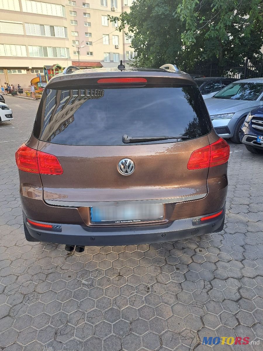 2014' Volkswagen Tiguan photo #4