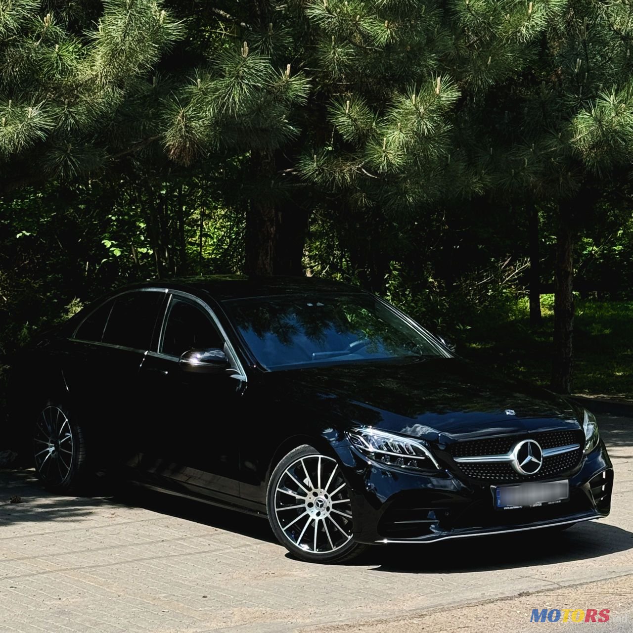 2019' Mercedes-Benz C-Class photo #3