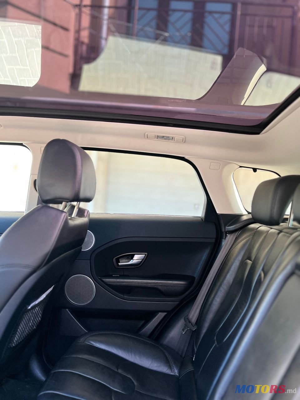 2014' Land Rover Range Rover Evoque photo #4