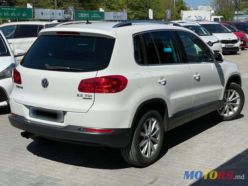 2013' Volkswagen Tiguan photo #3