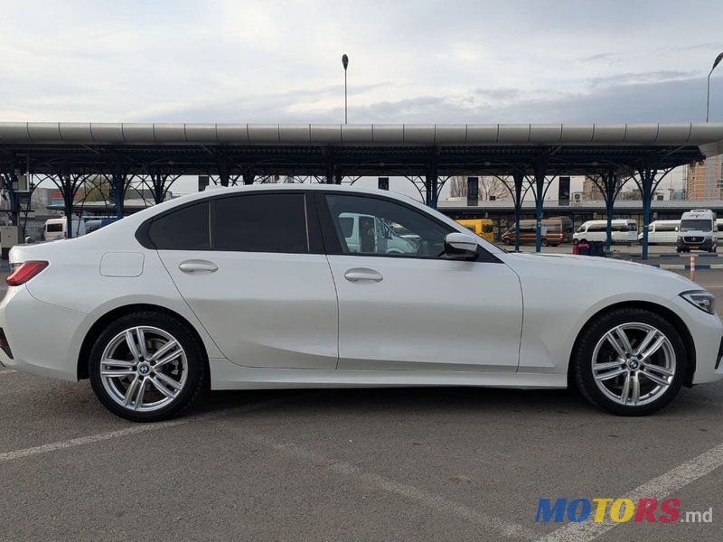 2019' BMW 3 Series photo #6