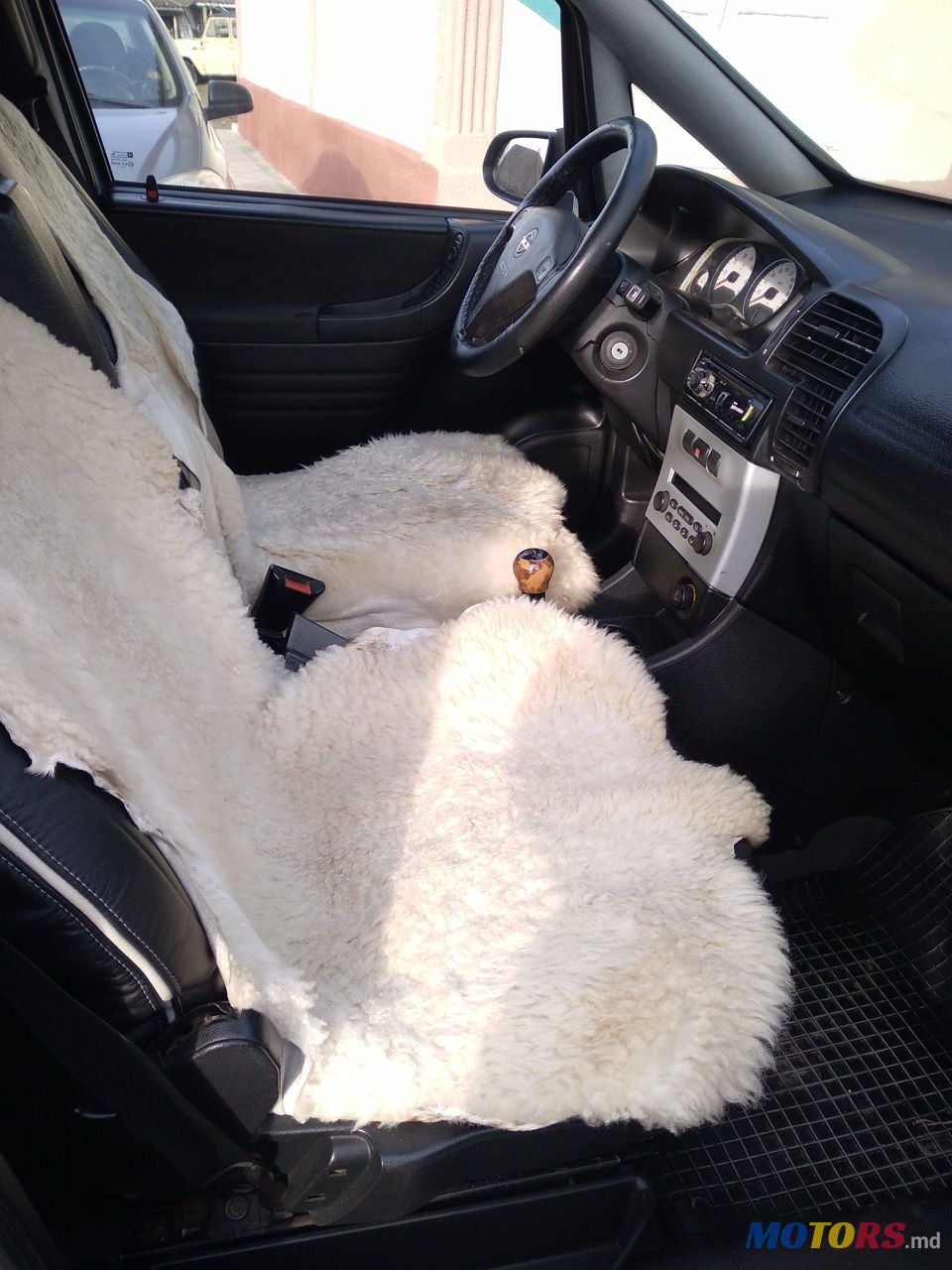 2004' Opel Zafira photo #4