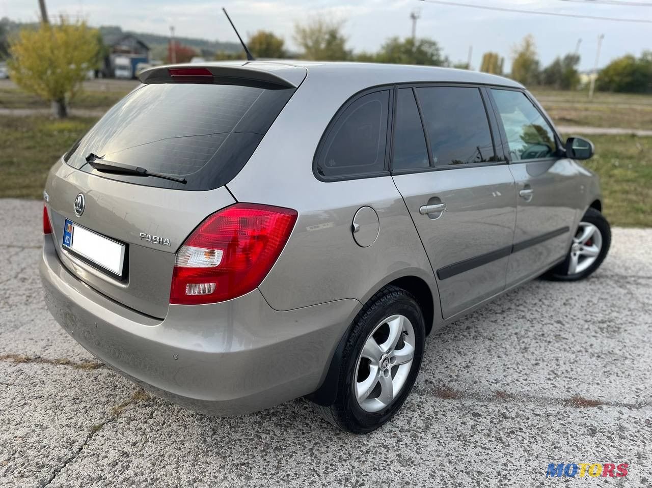 2013' Skoda Fabia photo #3