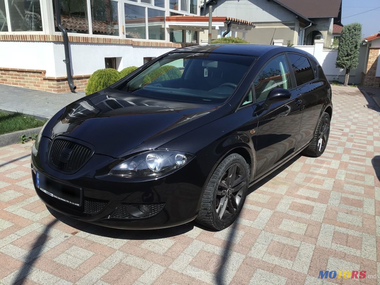 2009' SEAT Leon photo #1