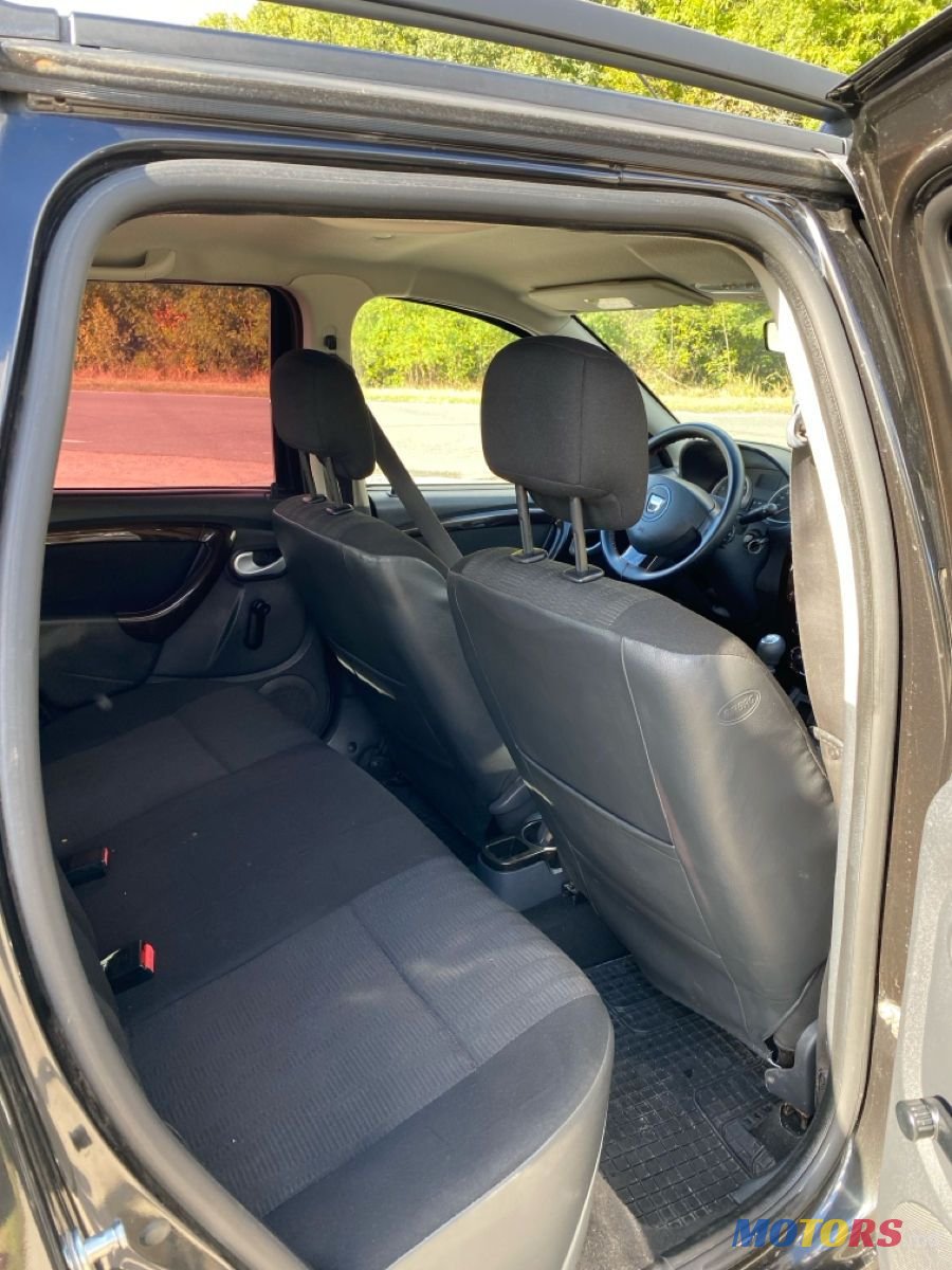 2012' Dacia Duster photo #5