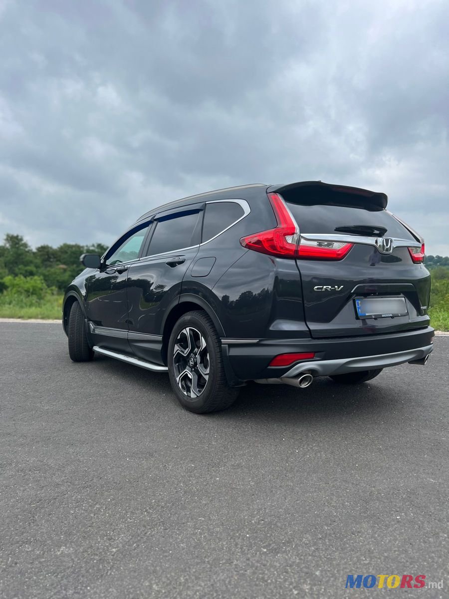 2017' Honda CR-V photo #2