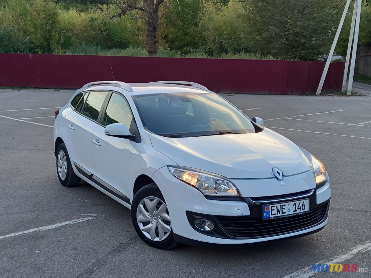 2013' Renault Megane photo #3