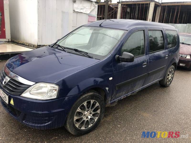 2009' Dacia Logan photo #2