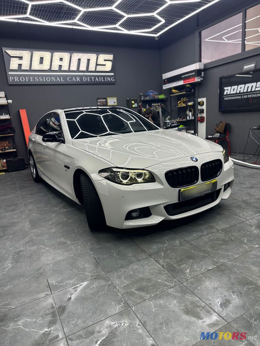 2016' BMW 5 Series photo #1