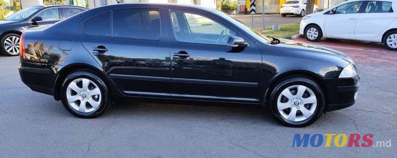 2007' Skoda Octavia photo #1