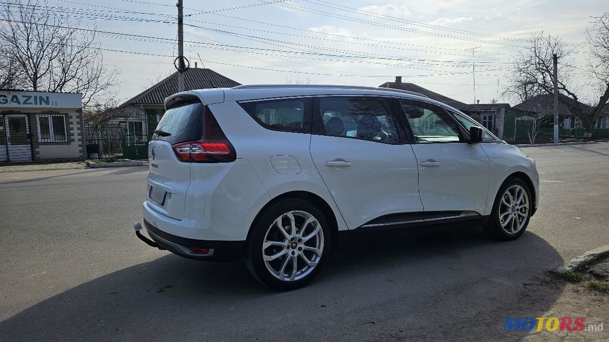 2018' Renault Grand Scenic photo #2