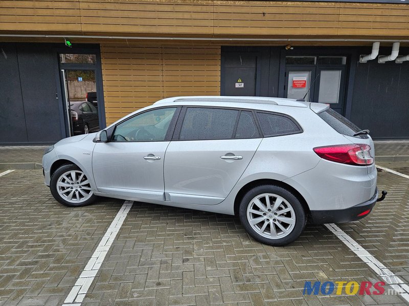 2014' Renault Megane photo #3