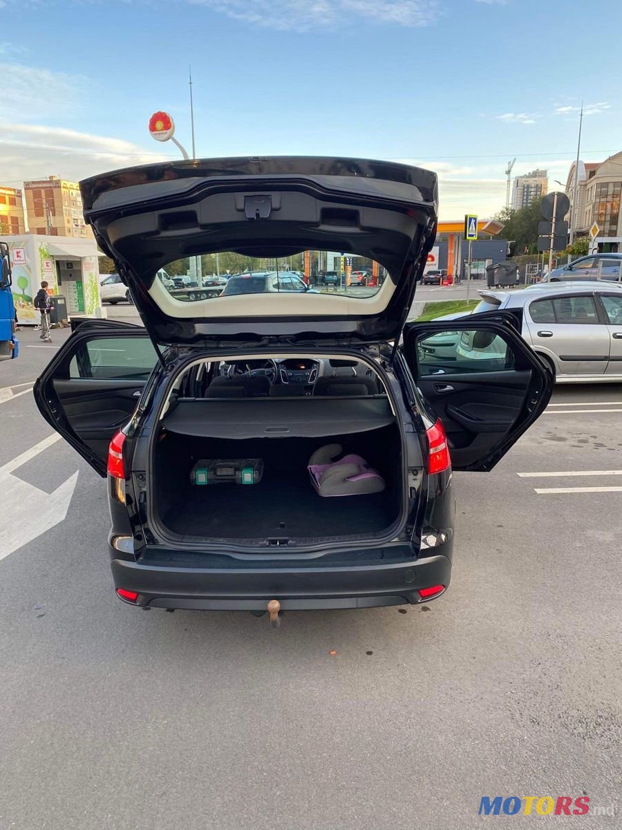 2015' Ford Focus photo #5