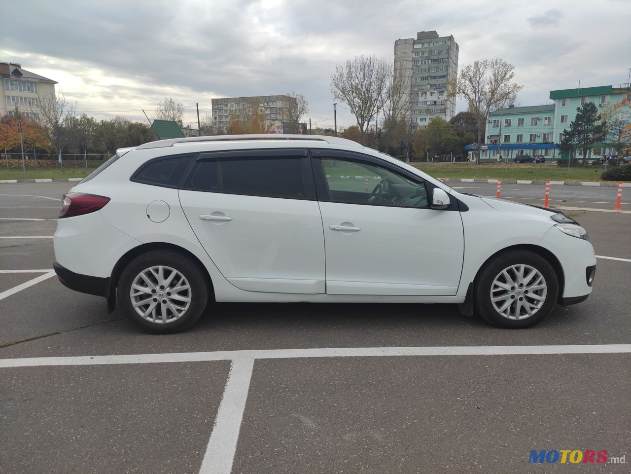 2013' Renault Megane photo #5