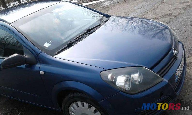 2005' Opel Astra photo #4