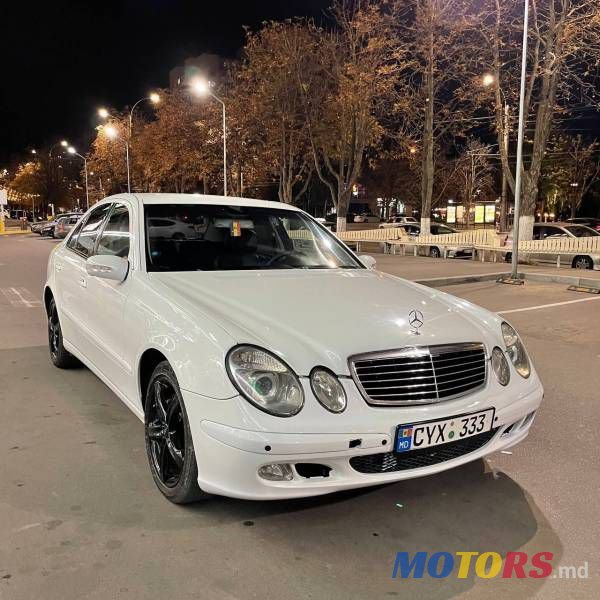 2006' Mercedes-Benz E photo #2