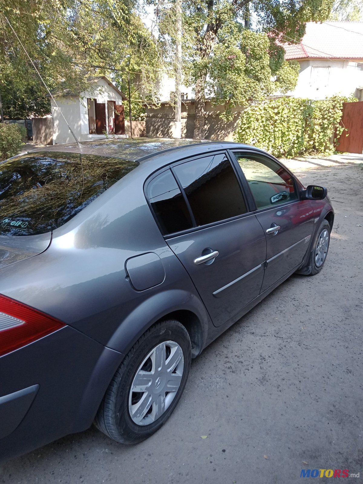 2005' Renault Megane photo #3