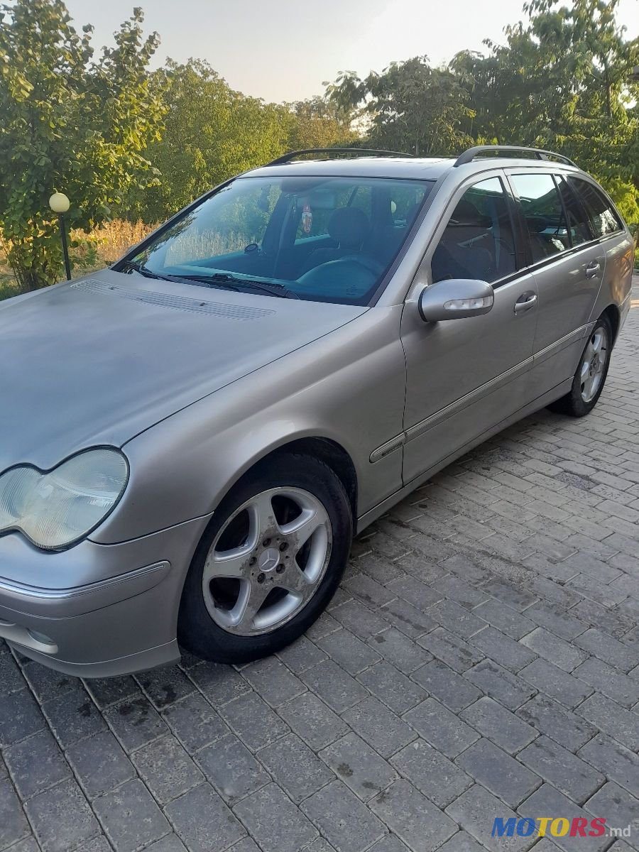 2003' Mercedes-Benz C Класс photo #4