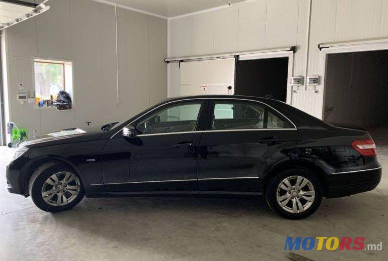 2009' Mercedes-Benz E photo #1