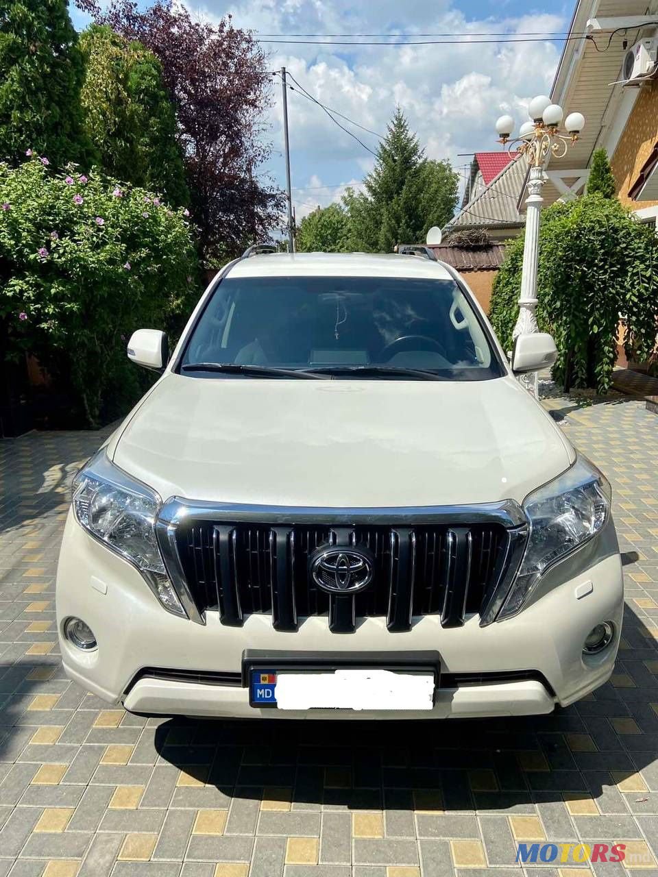 2014' Toyota Land Cruiser Prado photo #1