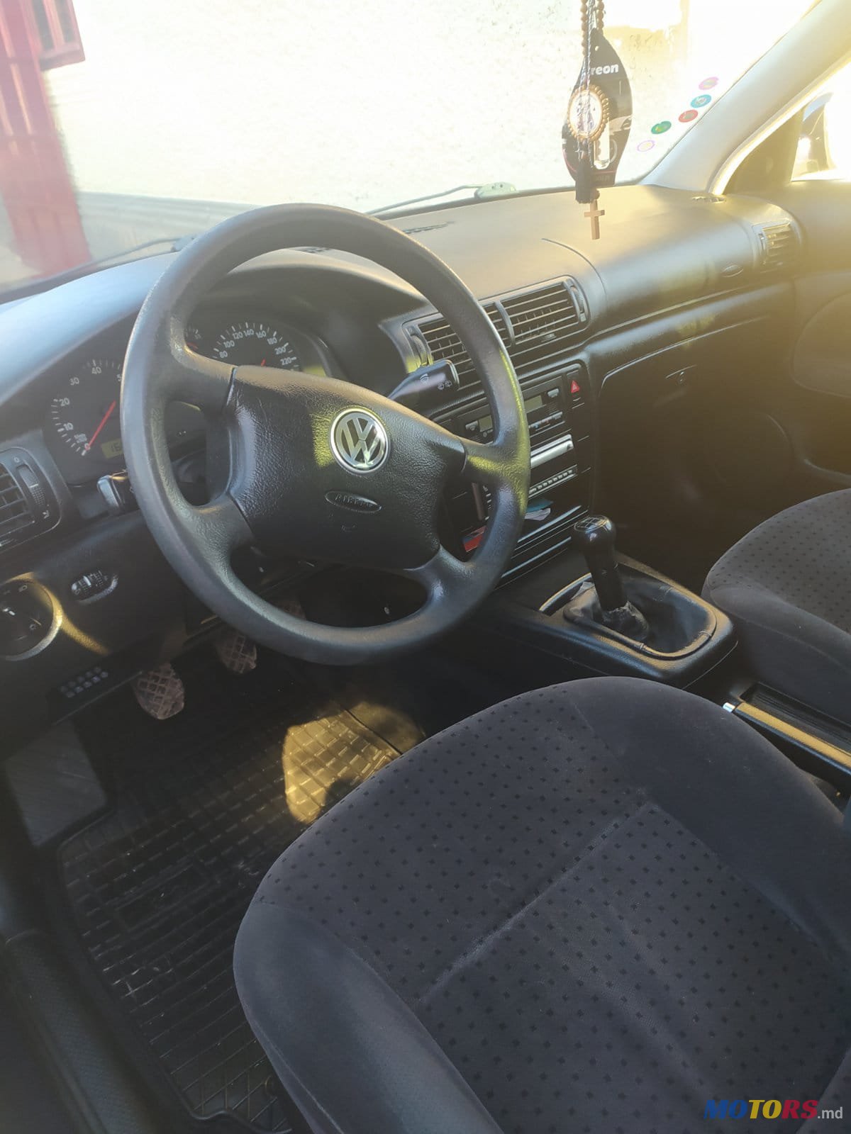 1998' Volkswagen Passat photo #3