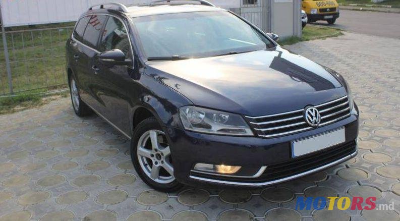 2011' Volkswagen Passat photo #1