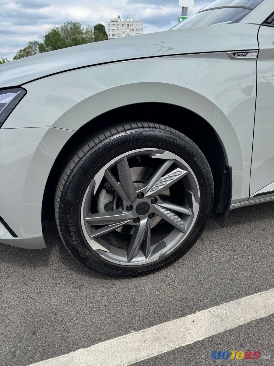 2023' Skoda Superb photo #5