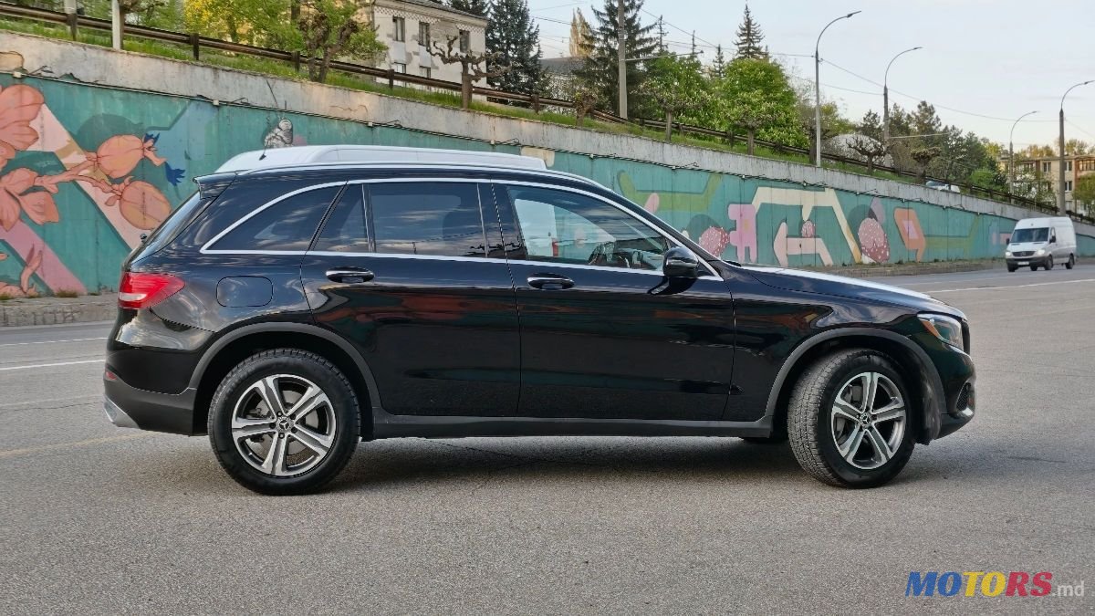 2018' Mercedes-Benz GLC photo #5