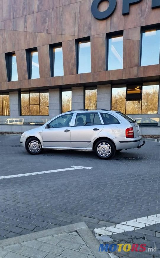 2004' Skoda Fabia photo #4