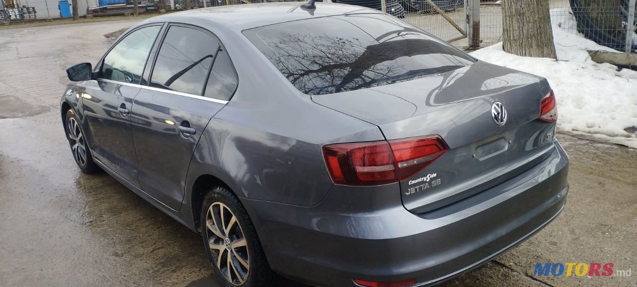 2017' Volkswagen Jetta photo #5