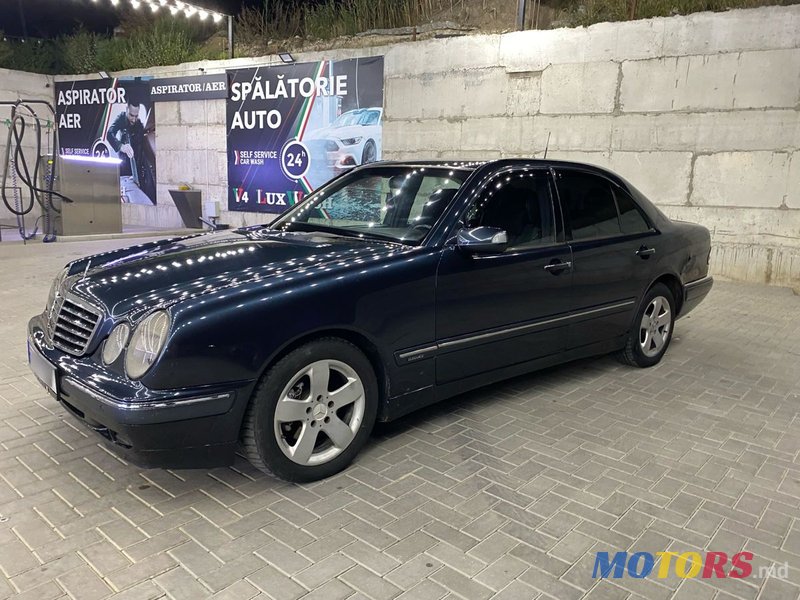 2001' Mercedes-Benz E Класс photo #1