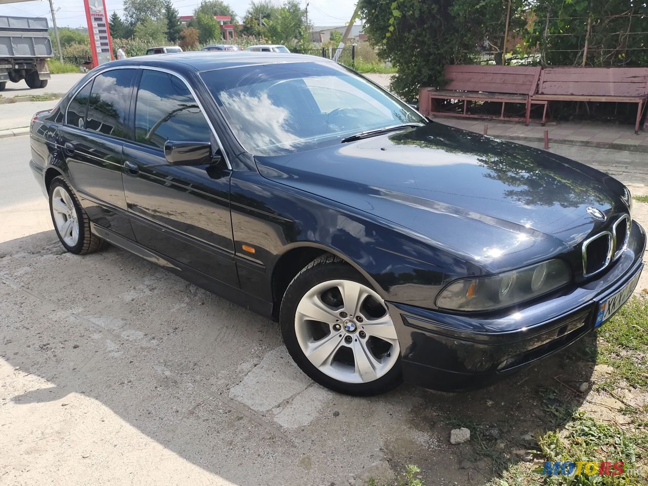 2001' BMW 5 Series photo #2