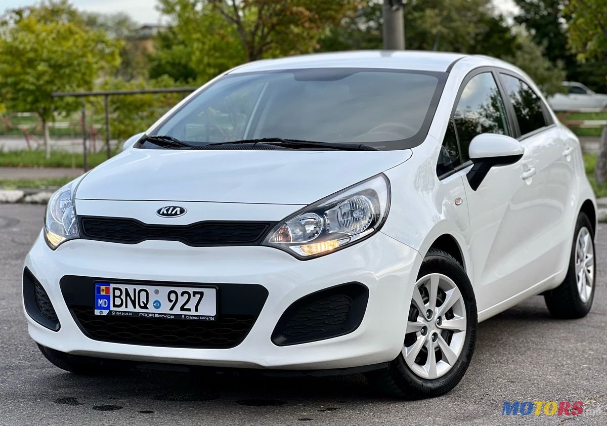 2013' Kia Rio photo #1