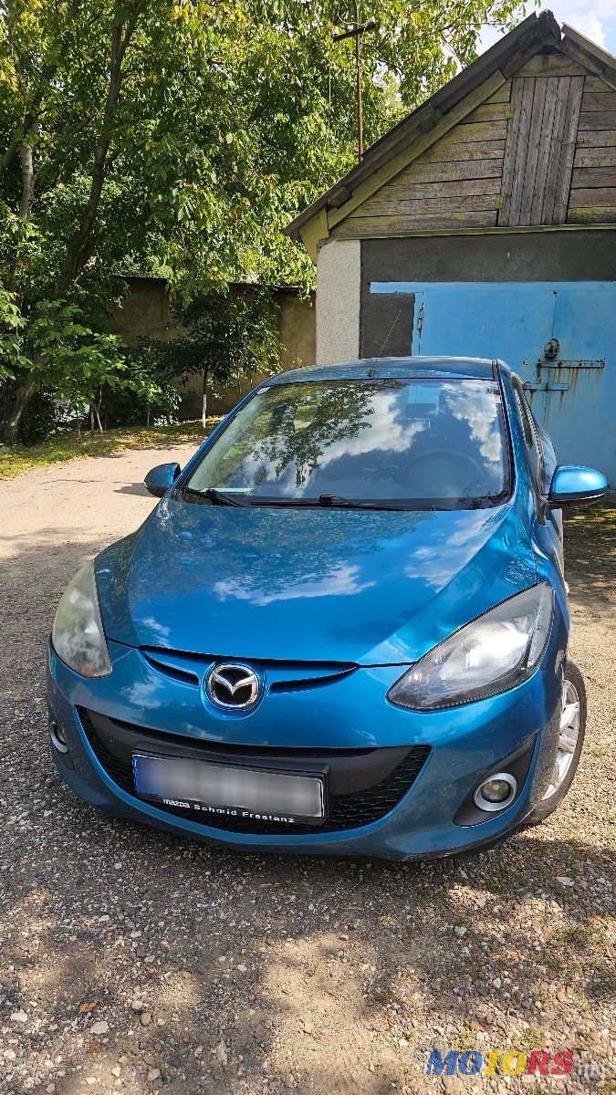 2012' Mazda 2 photo #1