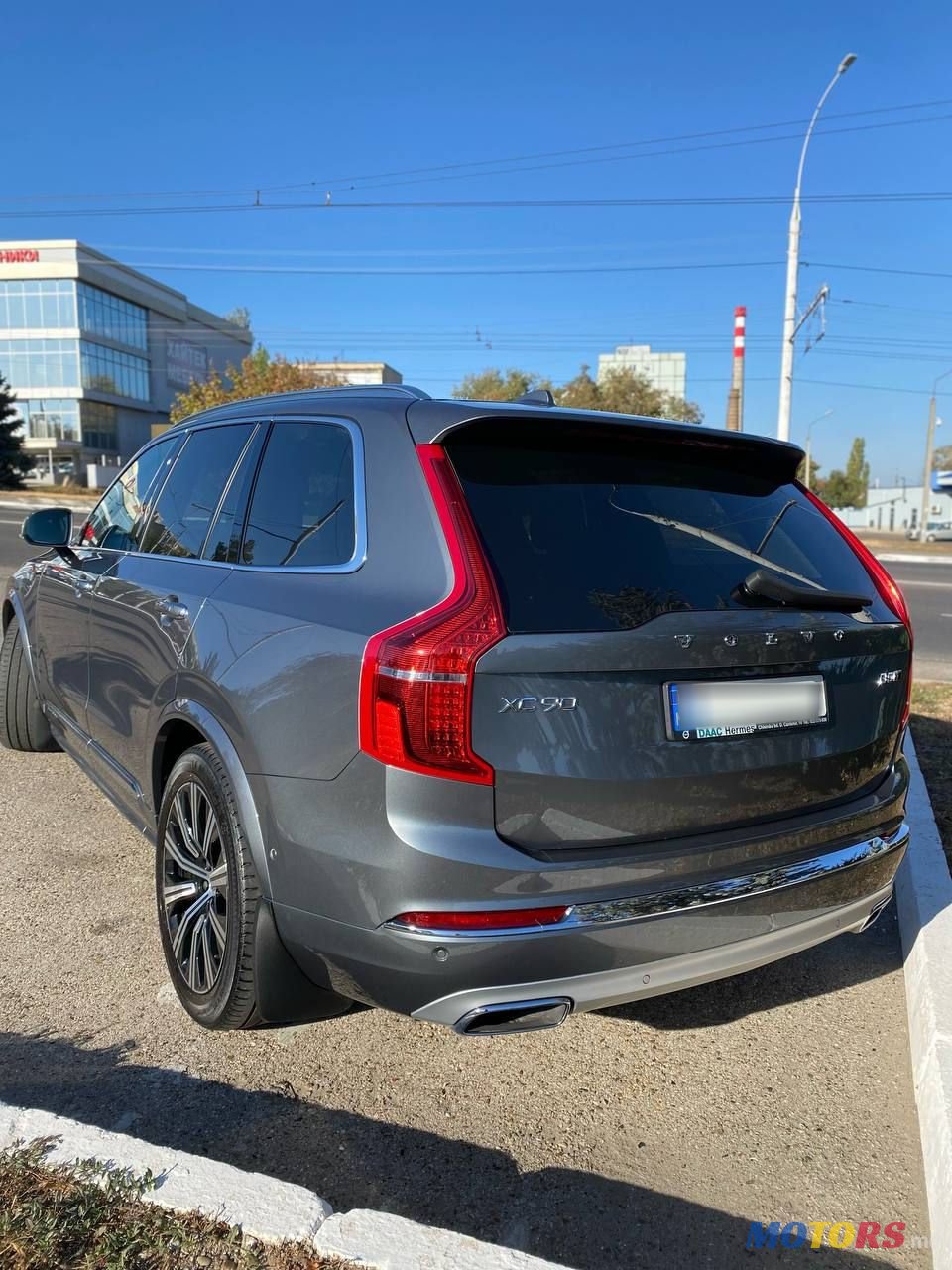 2020' Volvo XC90 photo #2