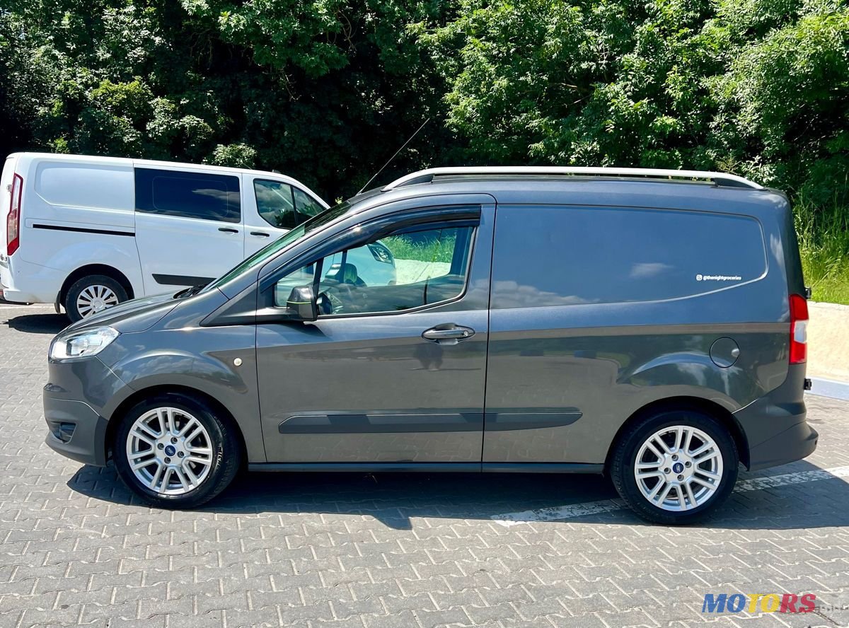 2017' Ford Transit Courier photo #3