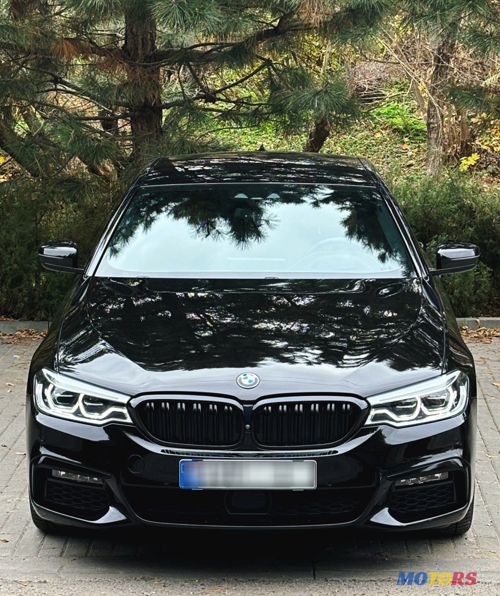 2020' BMW 5 Series photo #3