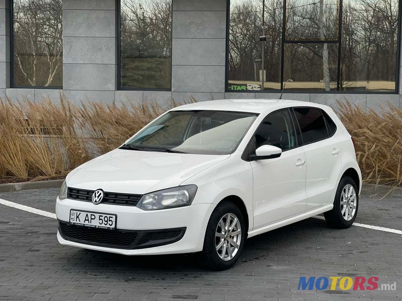 2010' Volkswagen Polo photo #1