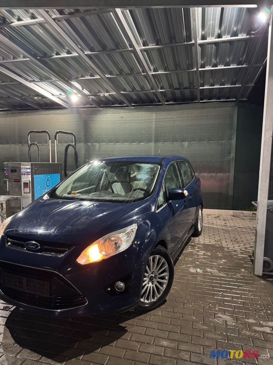 2013' Ford C-MAX photo #2