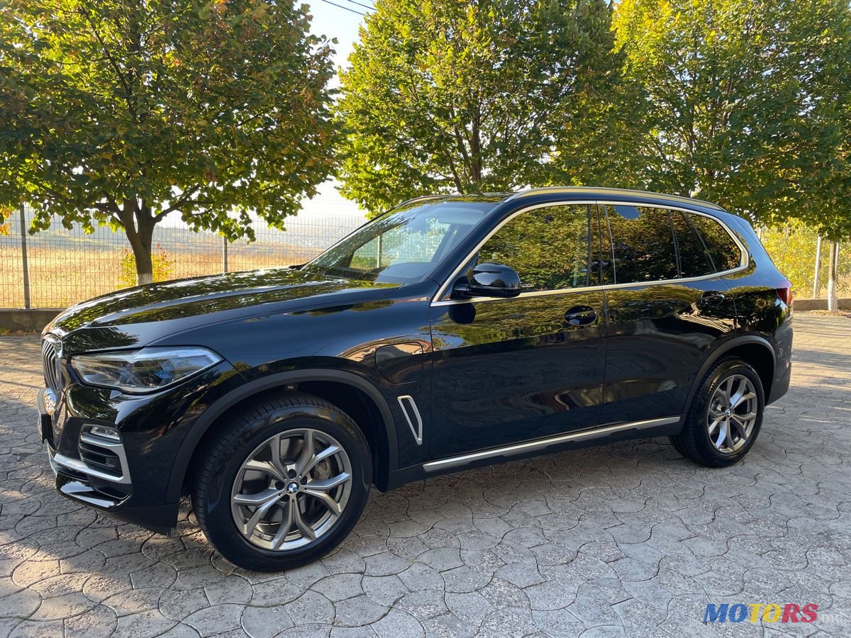 2020' BMW X5 photo #3