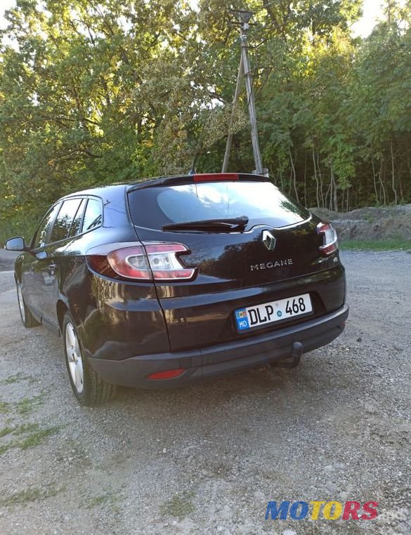 2010' Renault Megane photo #5