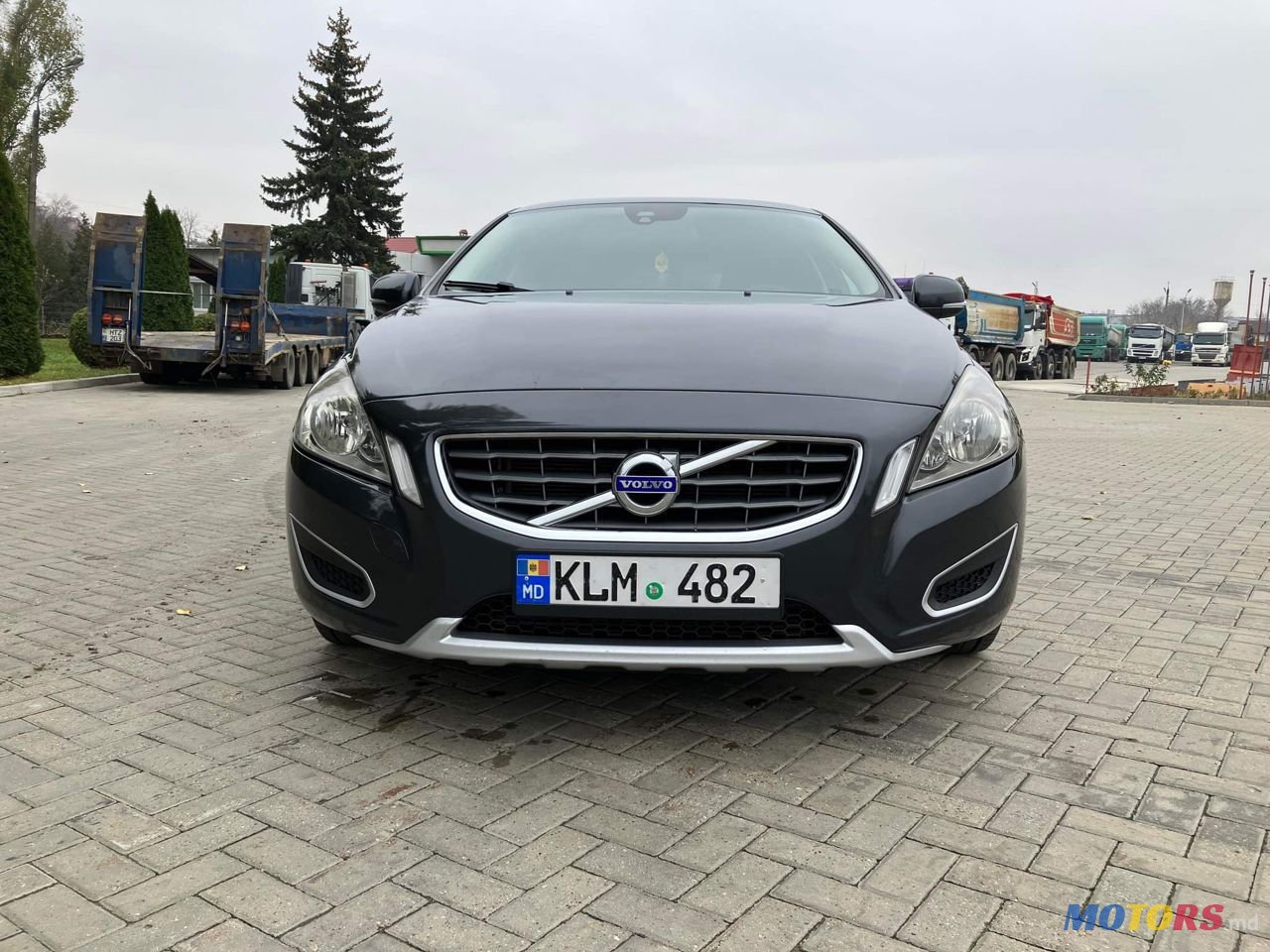 2011' Volvo V60 photo #2